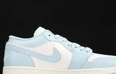 Hyperoad 1 BLUE ICE Low Jordan Retro 0630